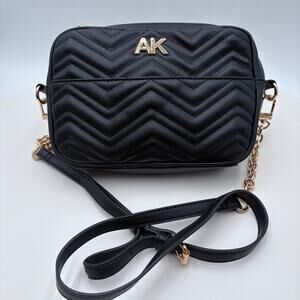 Ann Klein cross body purse